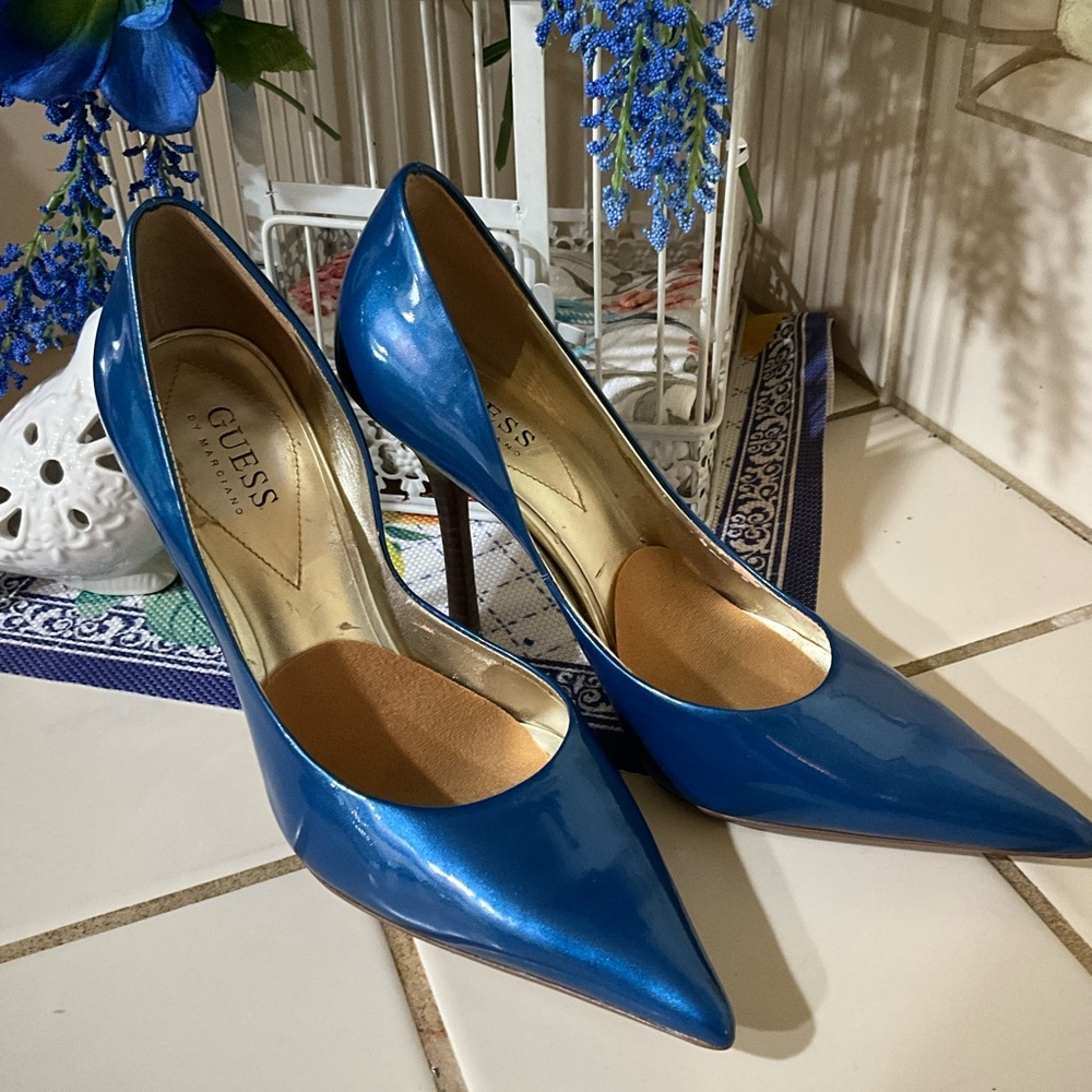 Guess Blue Patent Leather Pointed-Toe Pumps